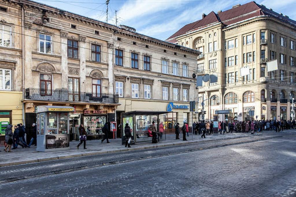 Apartment In The Centre Of Lviv Room photo