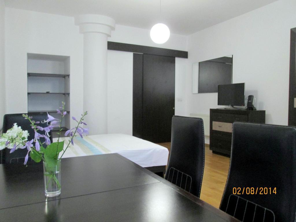 Apartment In The Centre Of Lviv Room photo