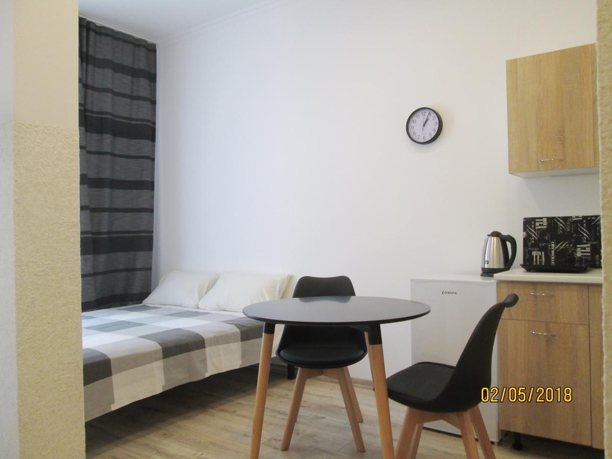 Apartment In The Centre Of Lviv Exterior photo